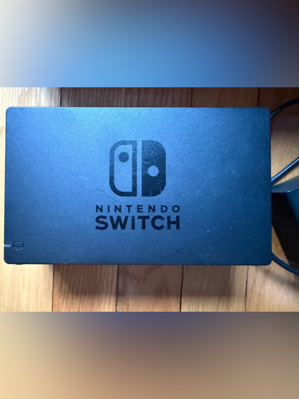 Nintendo Switch V1 (Unpatched / Low Serial) - Complete in Box - Picture 7 of 7